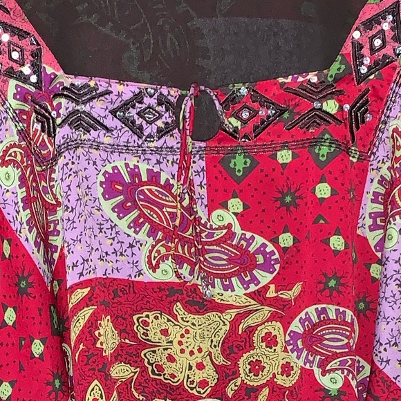 Silky A line sequined top. Beautifully bright - Picture 2 of 4